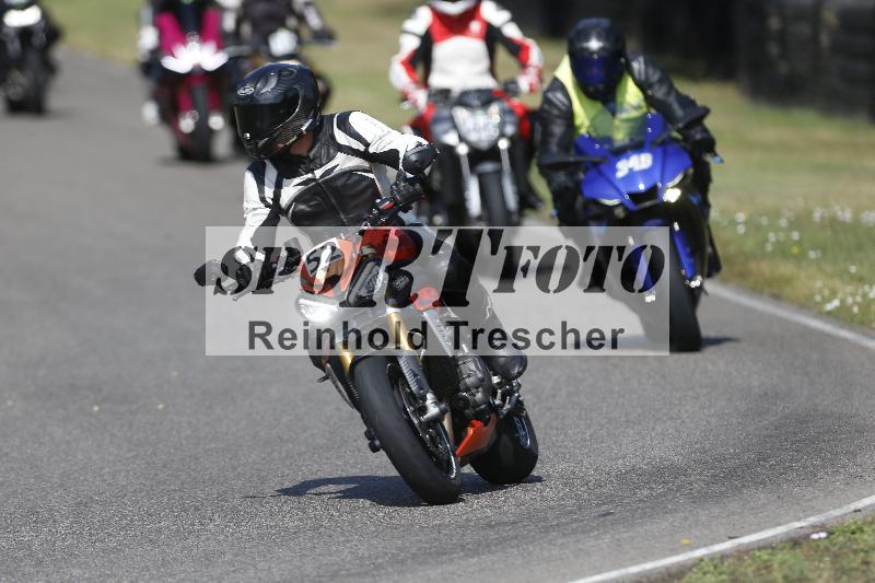 /24 16.07.2026  Cornu Master School ADR/gruen-vert/52